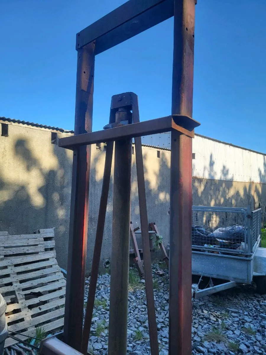 Rear fork lift - Image 3