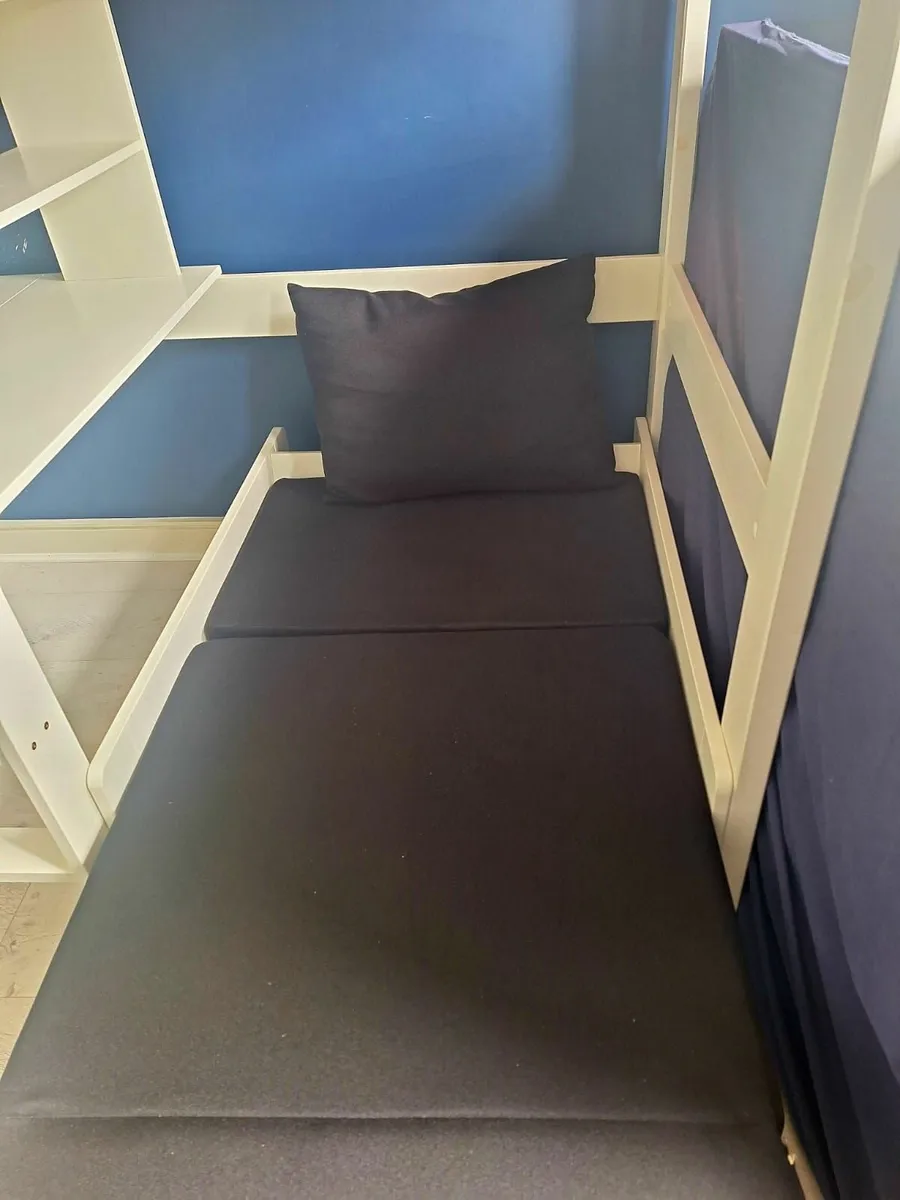 Uno/Flexa High Sleeper Single Bed with gaming desk - Image 2