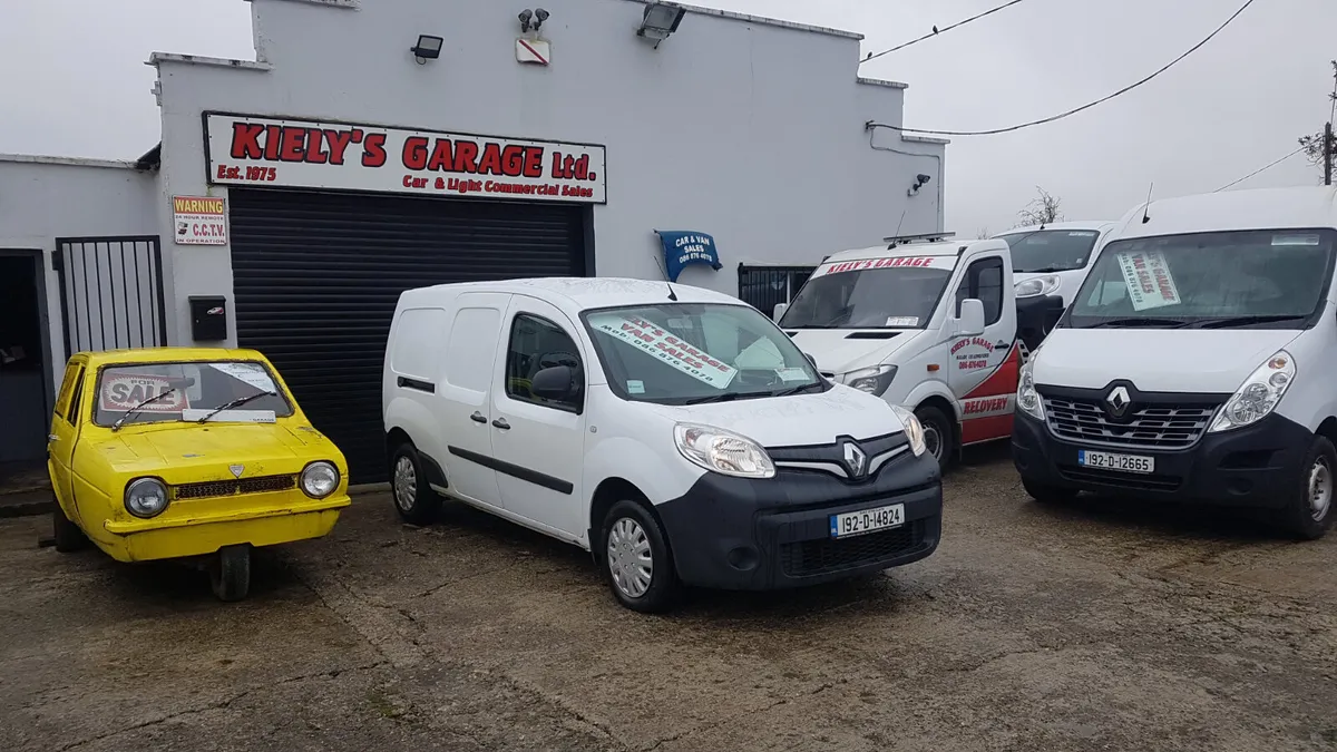 Renault Kango MAXI 192D AS NEW VAT INVOICE - Image 1