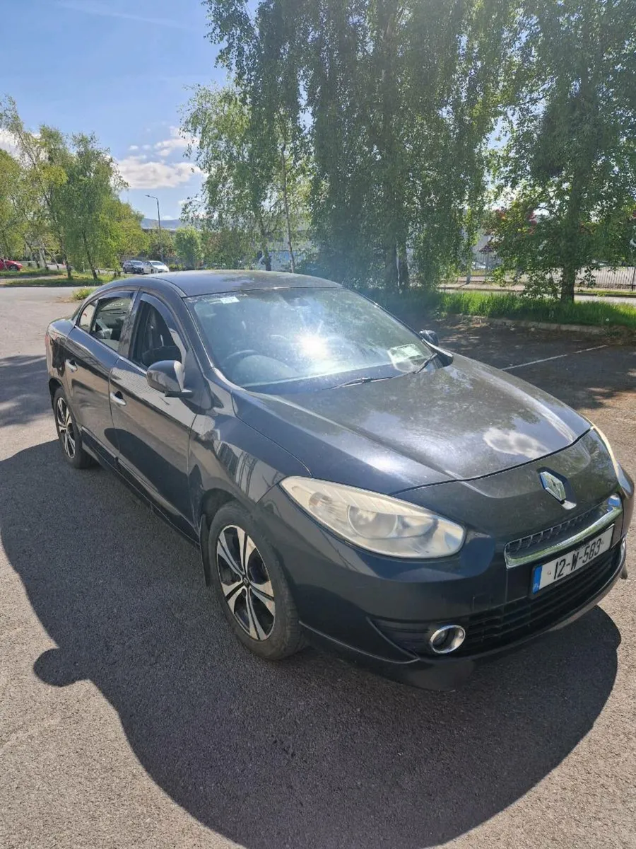 Renault Fluence 2012 - Image 2