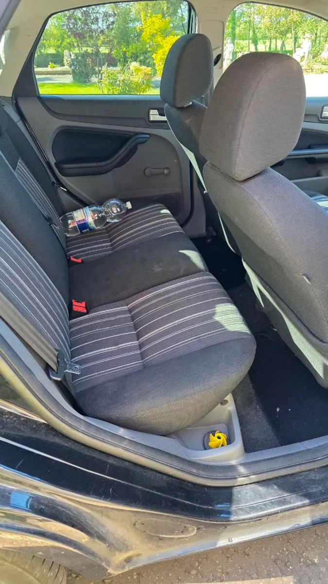 Ford Focus - Image 2