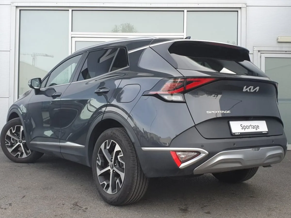 Kia Sportage K3 Diesel was  44100 now  42100 Save - Image 3