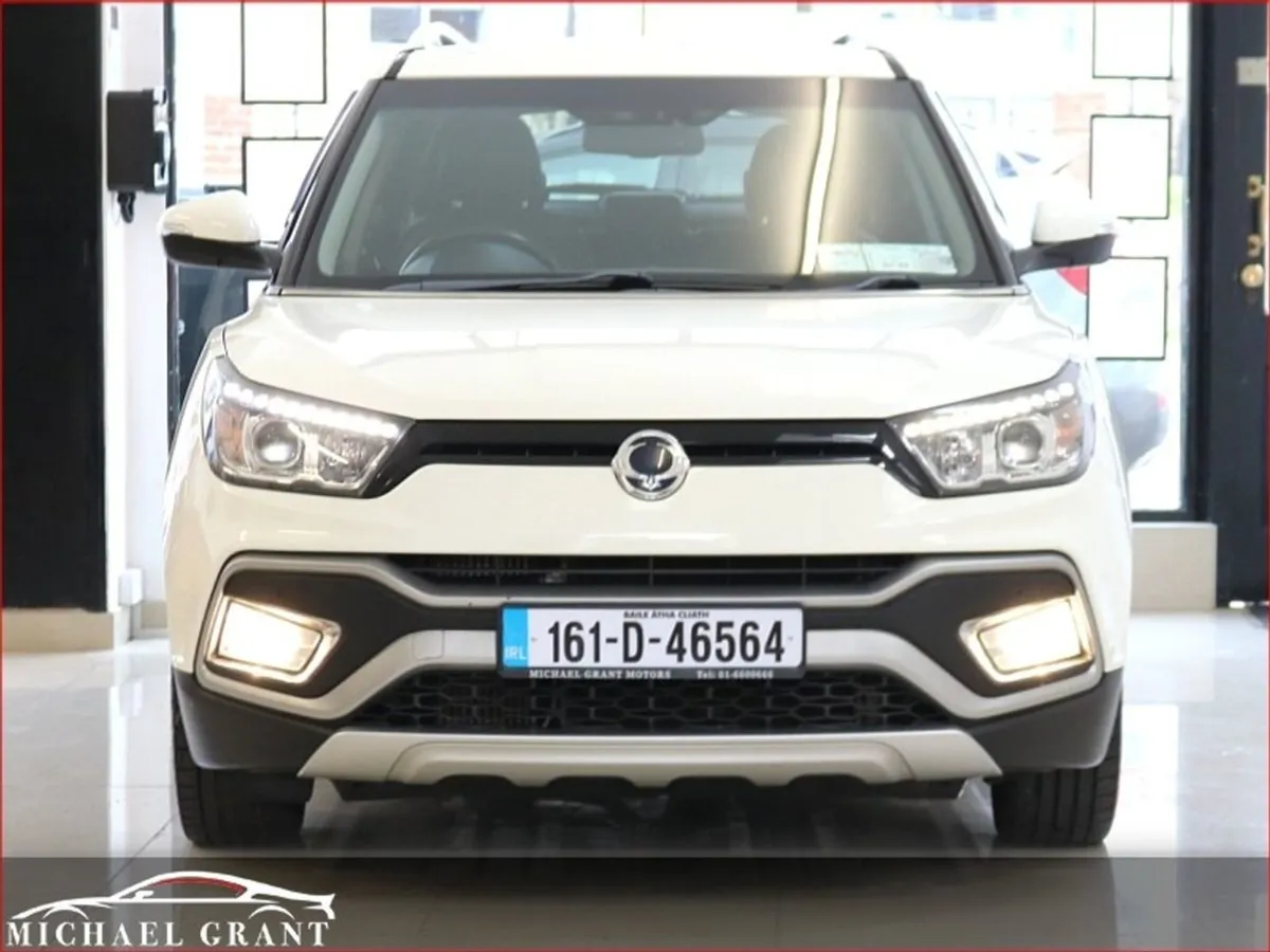 Ssangyong Tivoli XLV 1.6 Diesel Automatic ES / On - Image 2