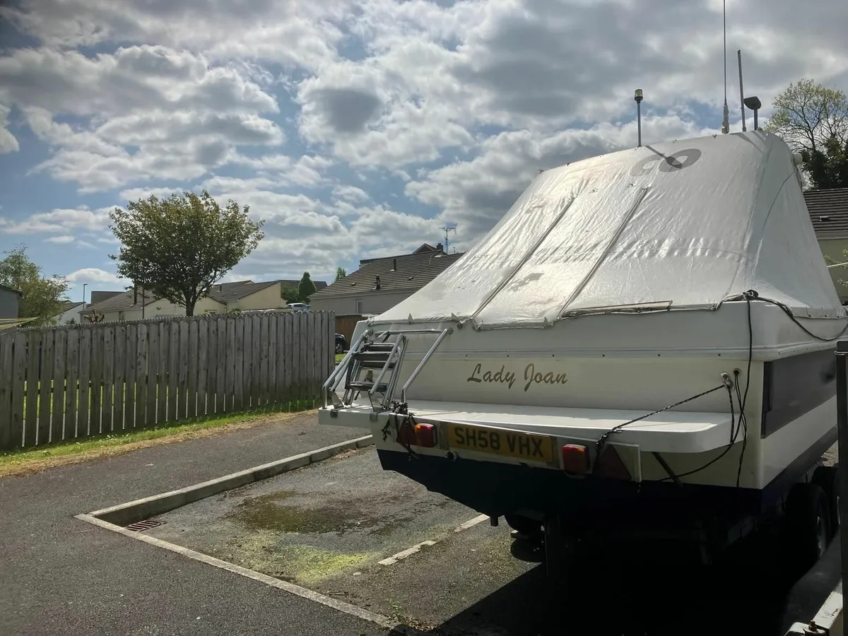 DELFIN 680 CRUSIER - Image 2