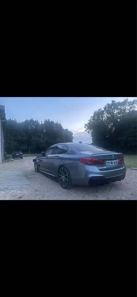 BMW 530e **best spec in country** - Image 3