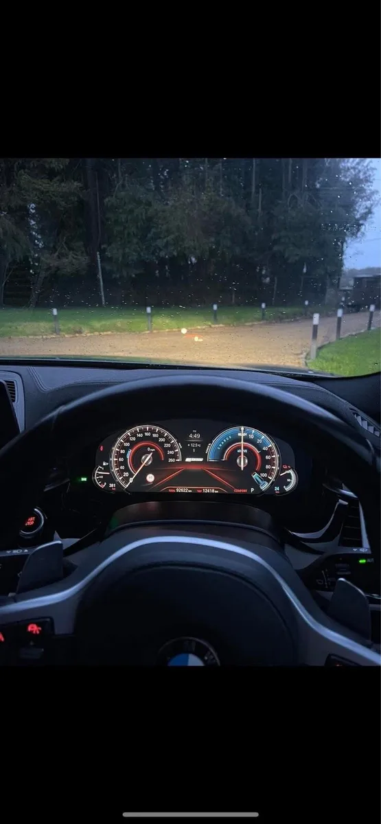 BMW 530e **best spec in country** - Image 4