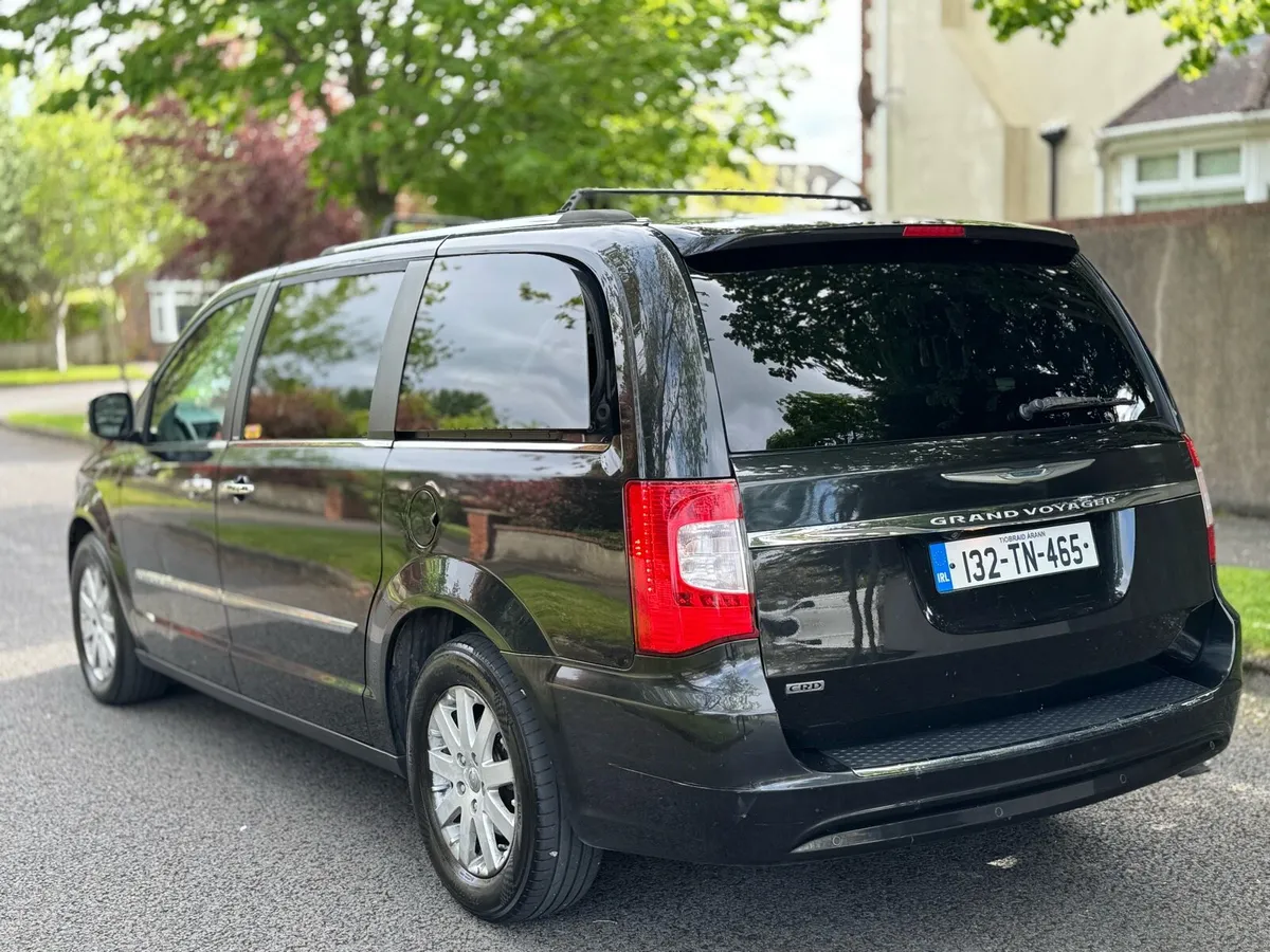 €7450 Chrysler Grand Voyager 2013 Auto 7 Seats - Image 3
