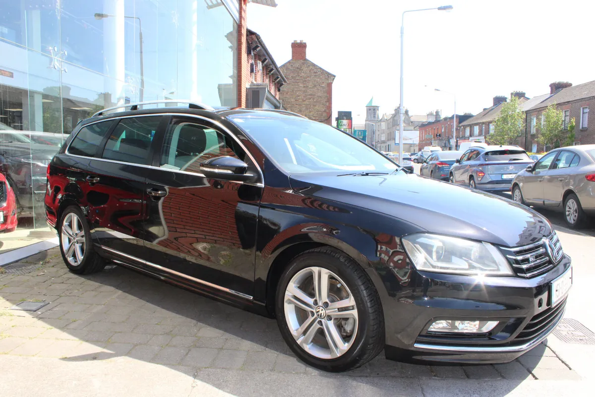 Volkswagen Passat 1.4 TSI R LINE AUTO 2015 - Image 2