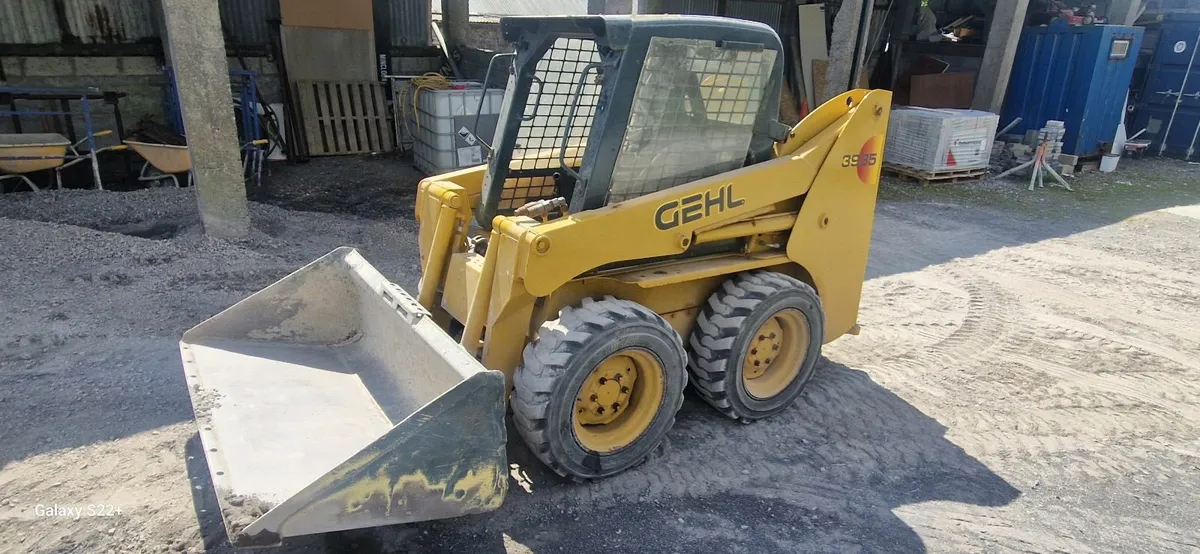 GEHL 3935 SKID STEER LOADER - Image 3