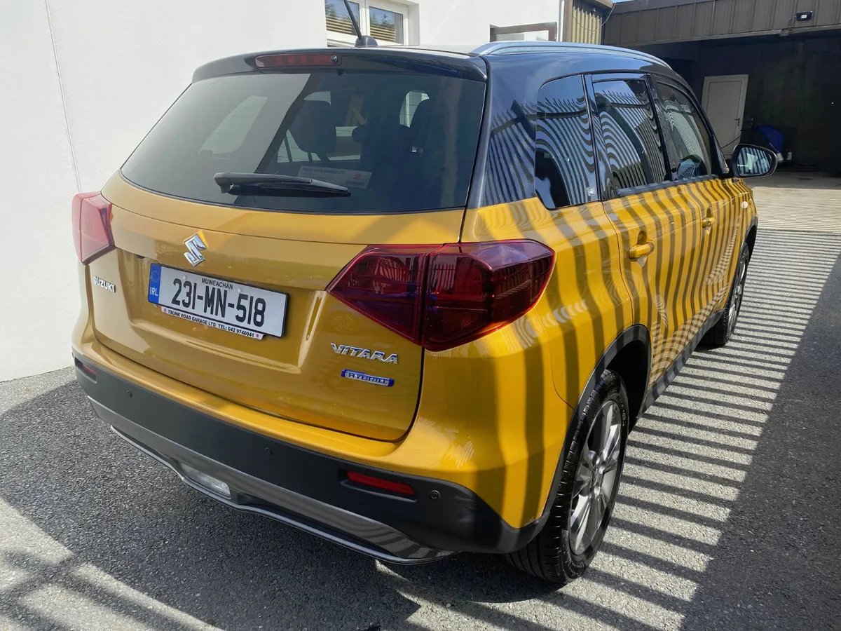 Suzuki Vitara 1.4 Mild HYBRID SZ-T 2023 - Image 4