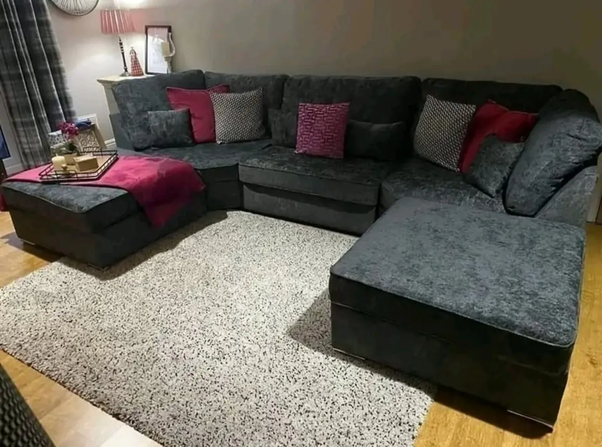 Ushape Scatter and Fullback Cushions Sofa - Image 2