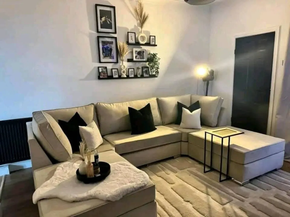 Ushape Scatter and Fullback Cushions Sofa - Image 4