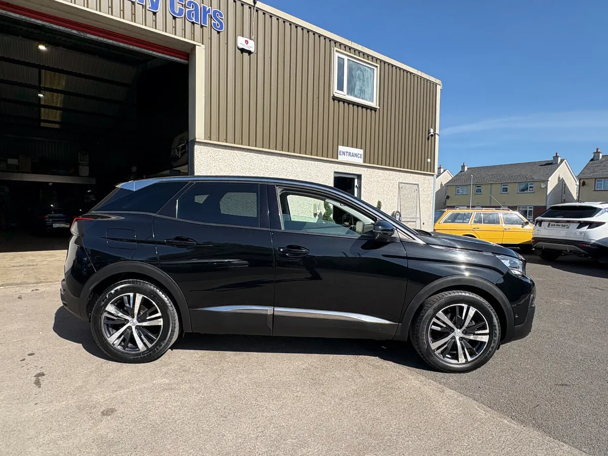 Peugeot 3008 ALLURE  Automatic - Image 2