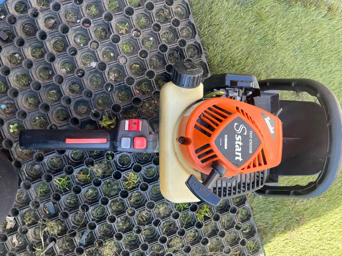 Hedge trimmer - Image 2