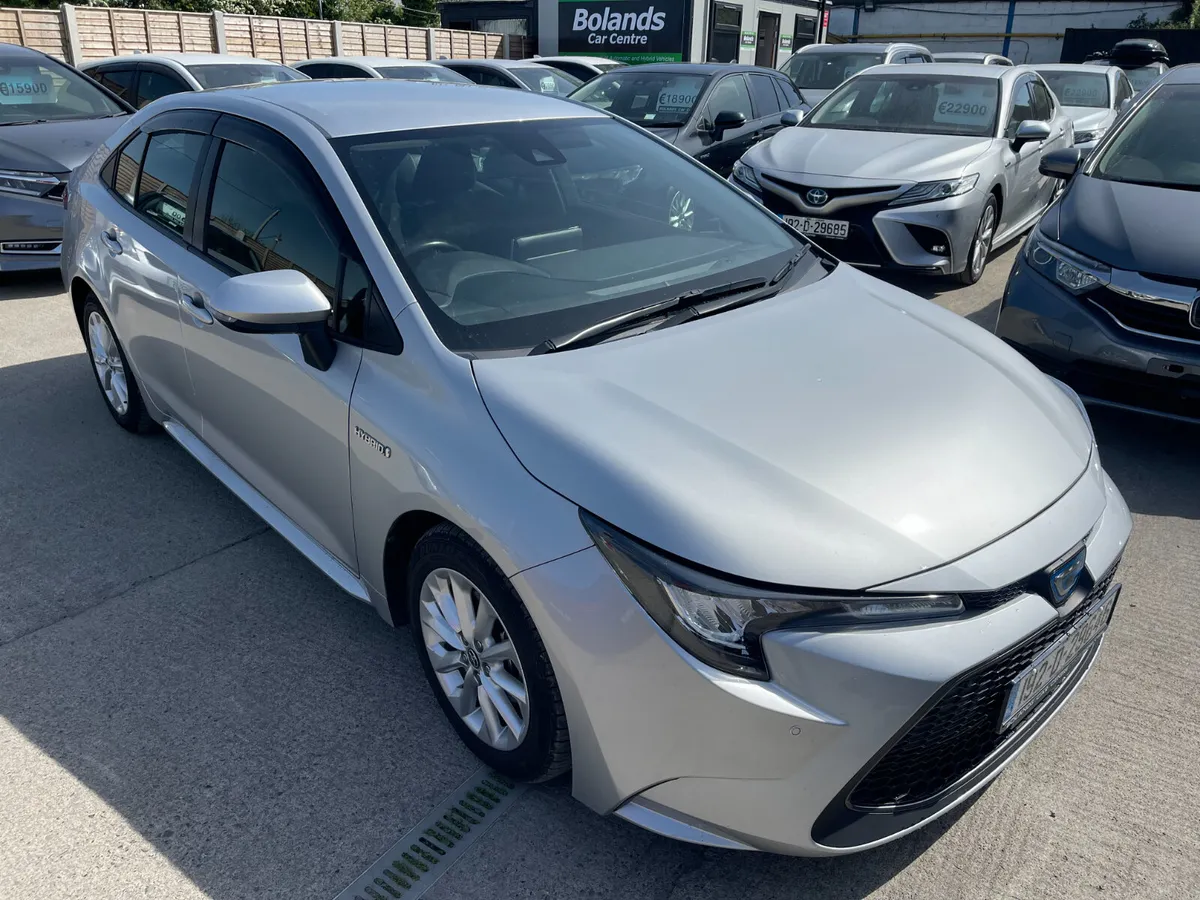 192 Toyota Corolla Hybrid 1.8 Automatic 4dr Model - Image 2