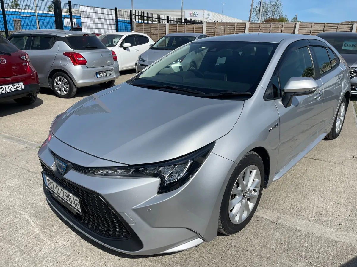192 Toyota Corolla Hybrid 1.8 Automatic 4dr Model - Image 4