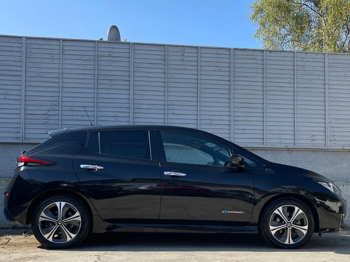 Nissan Leaf 2022 N-CONNECTA / APPLE & ANDROID - Image 4