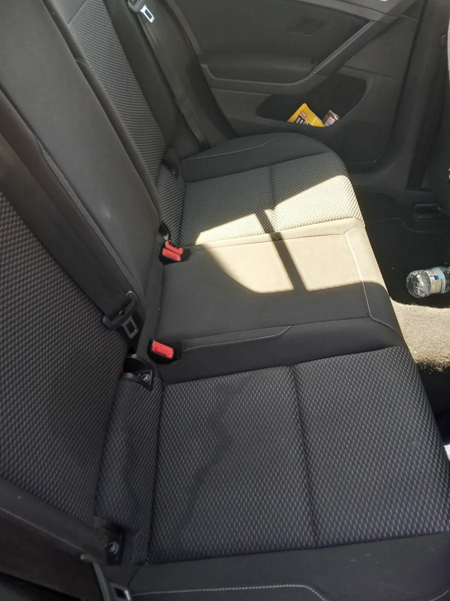 Volkswagen Golf 2018 1.6 D - Image 4
