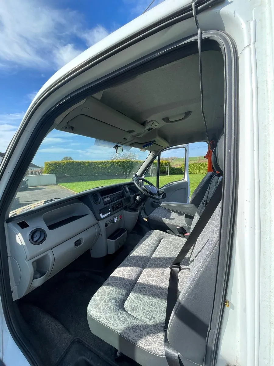 Renault Master 2010 - Image 2