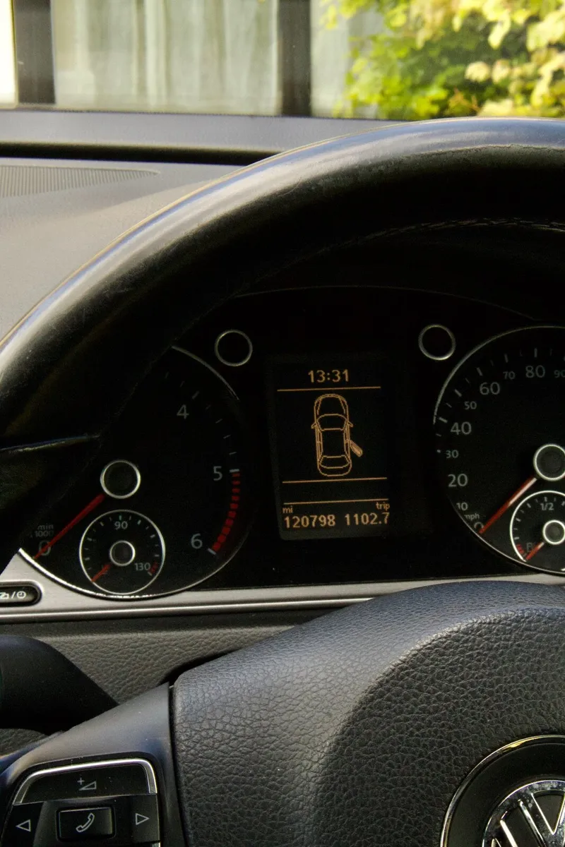 2014 Volkswagen Passat 2.0 TDI Executive - Image 4
