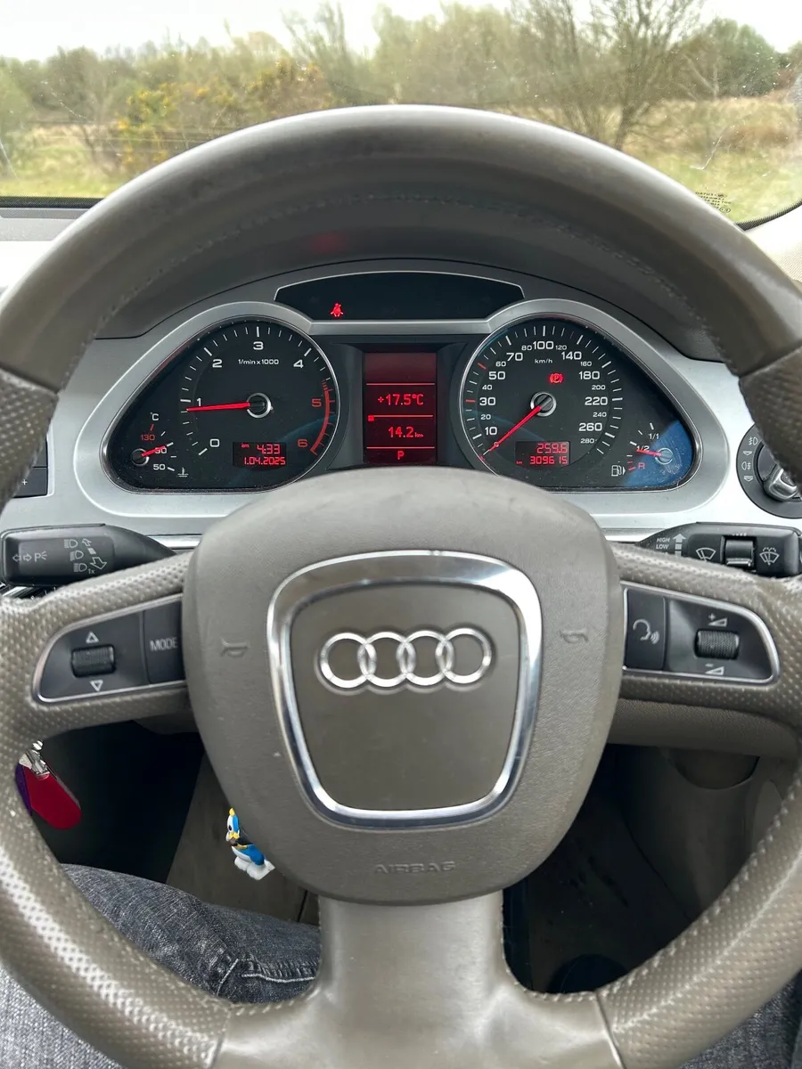 Audi A6 2009 - Image 2