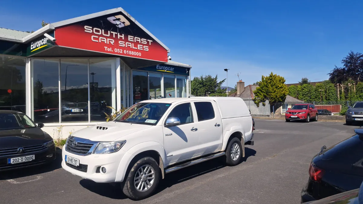 Toyota Hilux 2013 3.0 DIESEL INVINCIBLE - Image 1