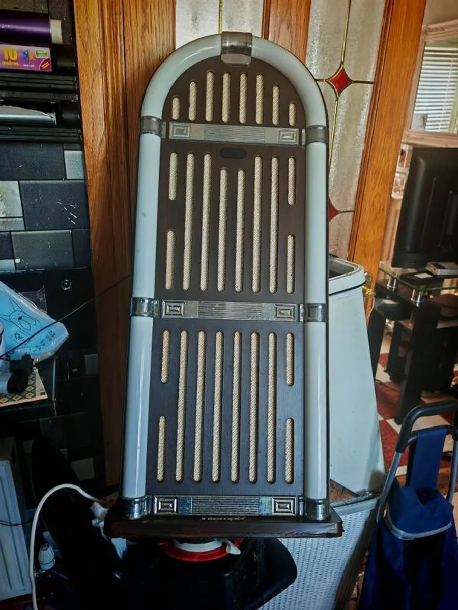 Arts and Sounds Jukebox Media player AR2003 - Image 1