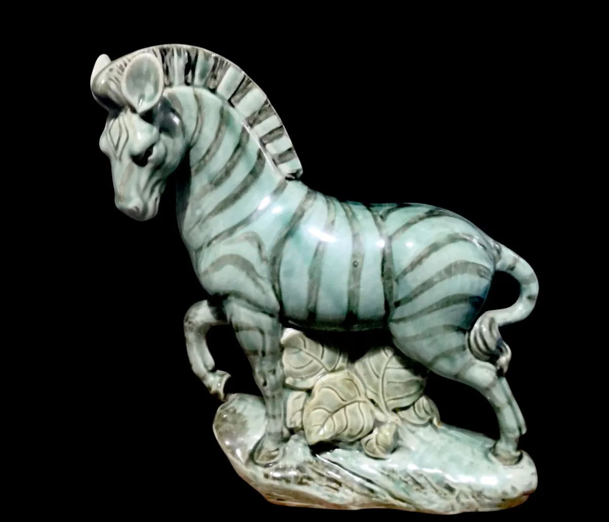 Unusual green glazed zebra statue - Image 1