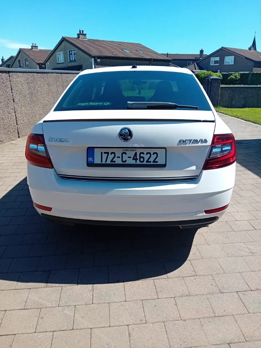 Skoda Octavia 172 - 1.0 TSI - Image 4