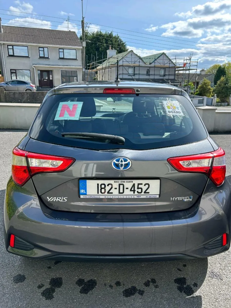 Toyota Yaris 2018 - Image 2