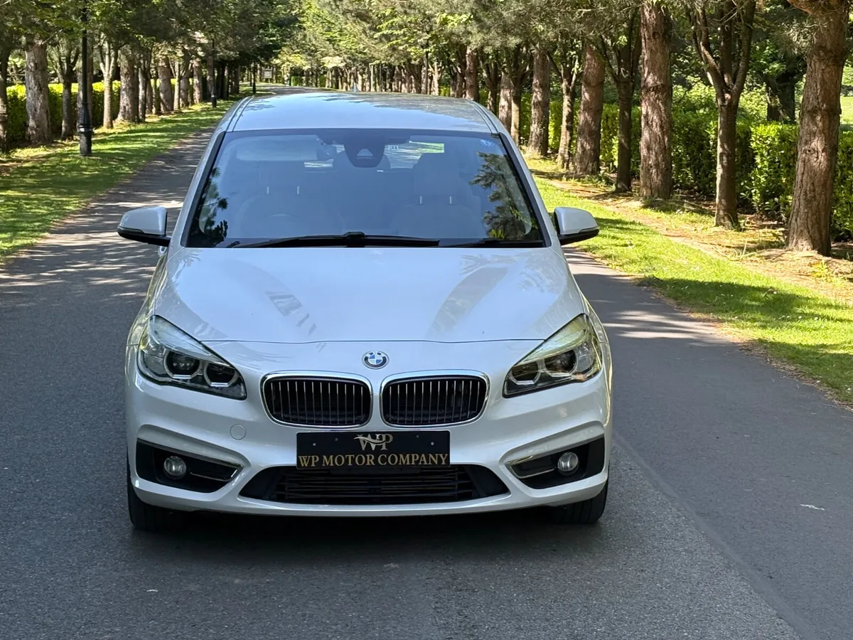 BMW 2 series 7 seater - Image 4