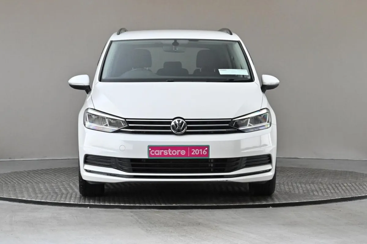 Volkswagen Touran 1.4 TSI DSG Trendline reverse C - Image 2