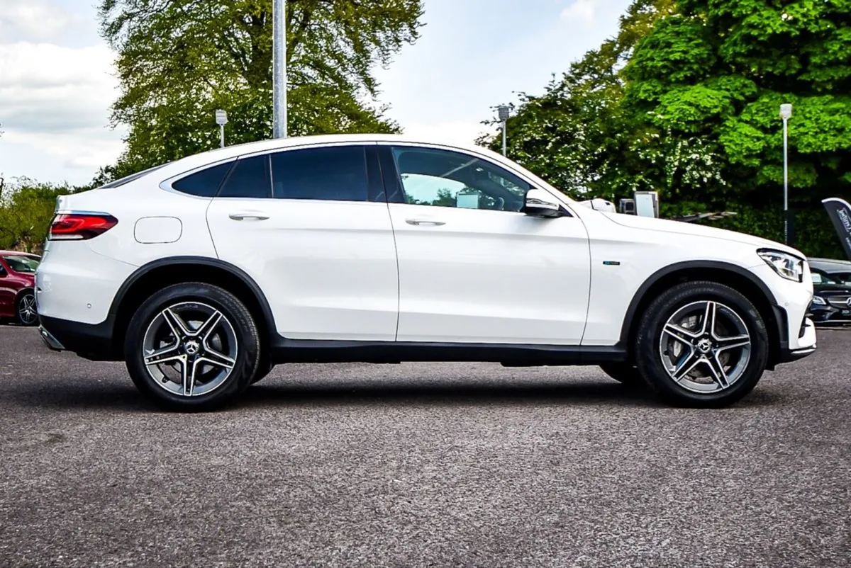 Mercedes-Benz GLC-Class 300de AMG Coupe 4matic 31 - Image 3