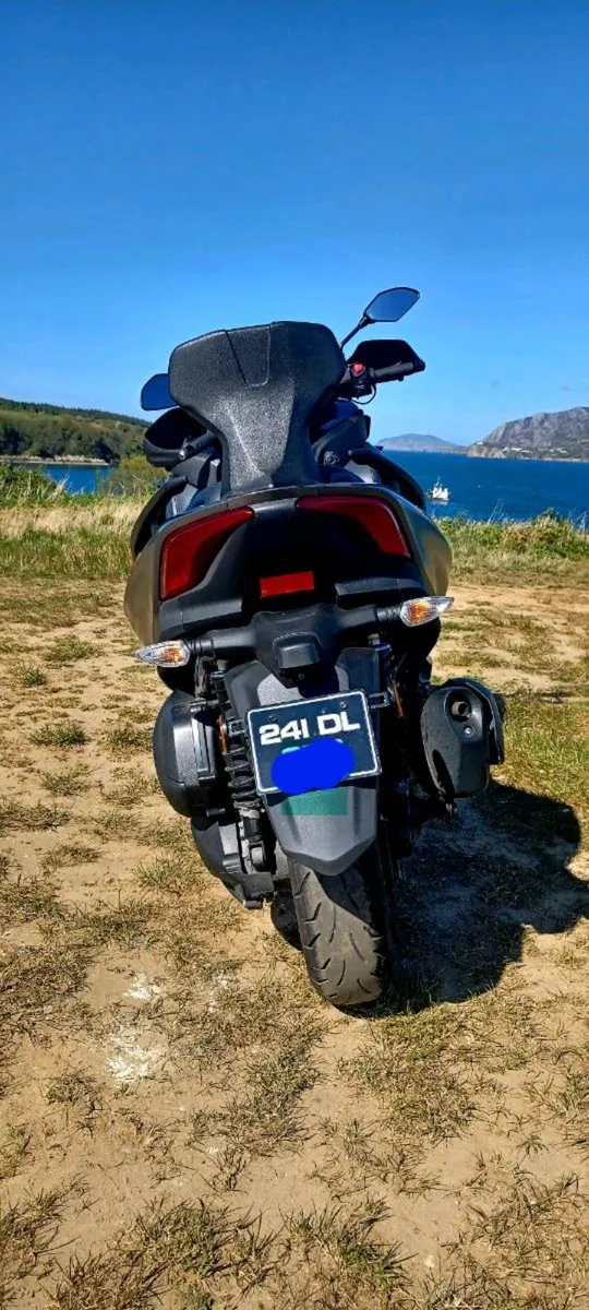 2024 yamaha tricity 300 - Image 2