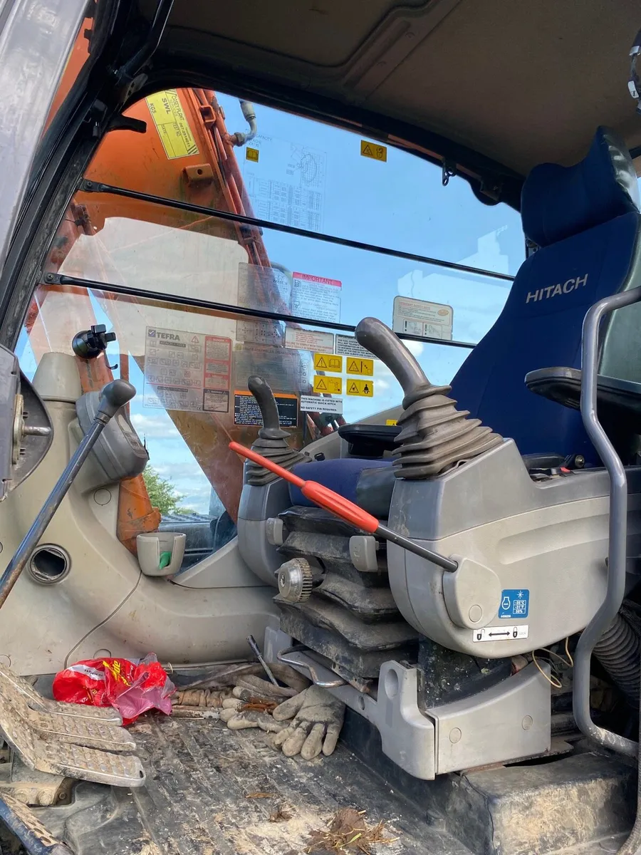 2009 Hitachi 130. . 3 - Image 3