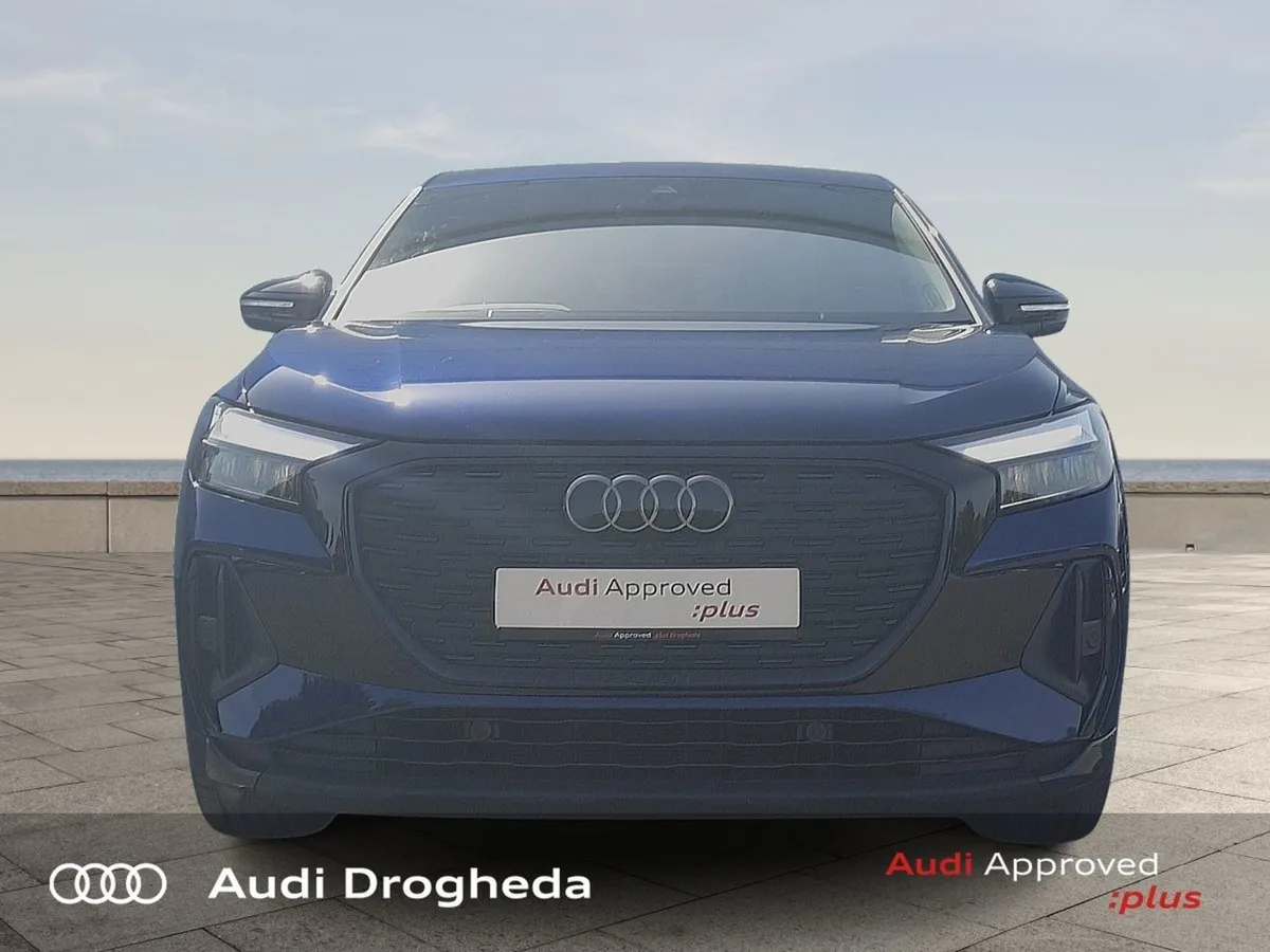 Audi Q4 E-tron SB S-line Black Edition 45 286 - Image 3