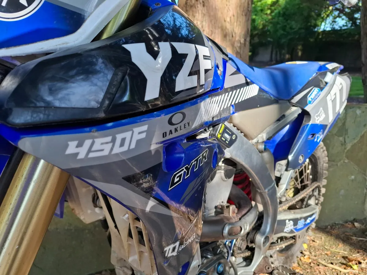 2017 Yamaha YZ 450 F . Fuel injection - Image 2