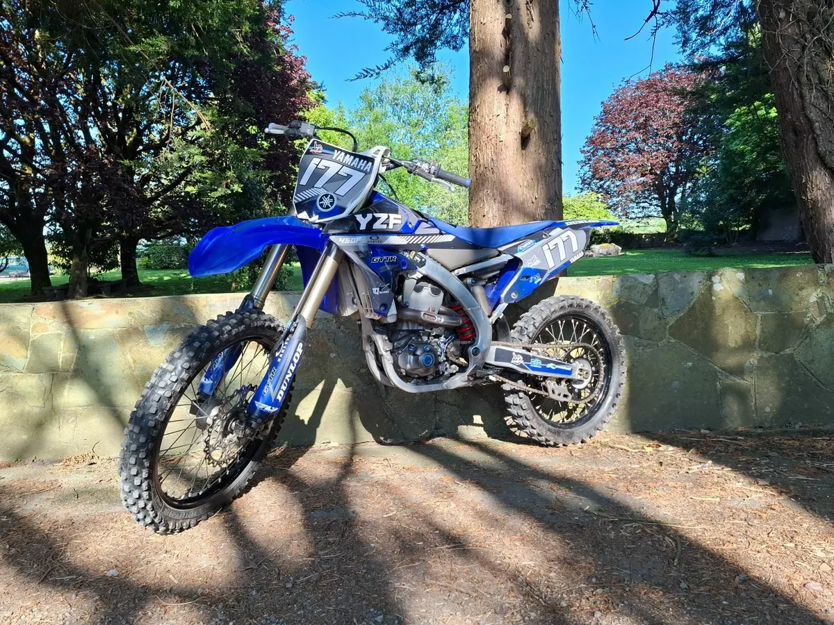 2017 Yamaha YZ 450 F . Fuel injection - Image 3