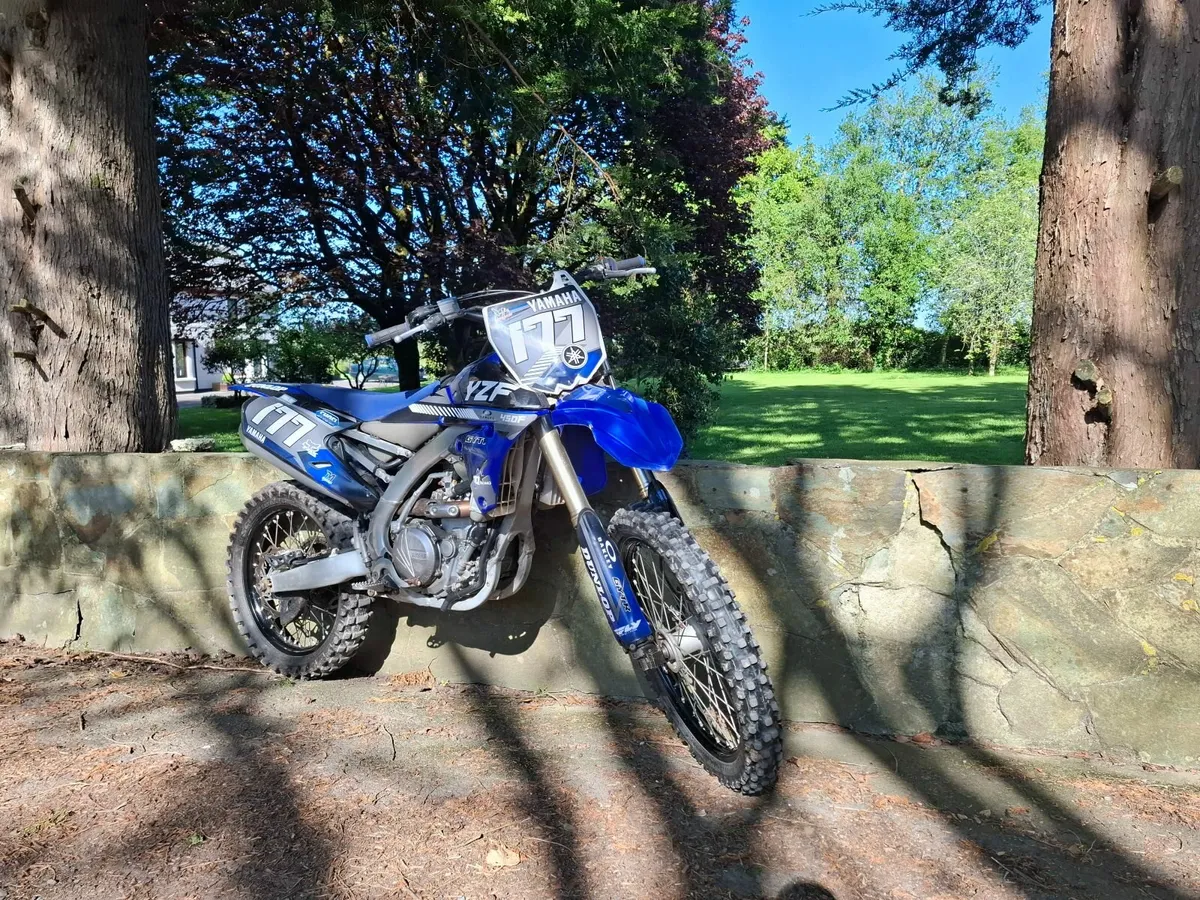 2017 Yamaha YZ 450 F . Fuel injection - Image 4