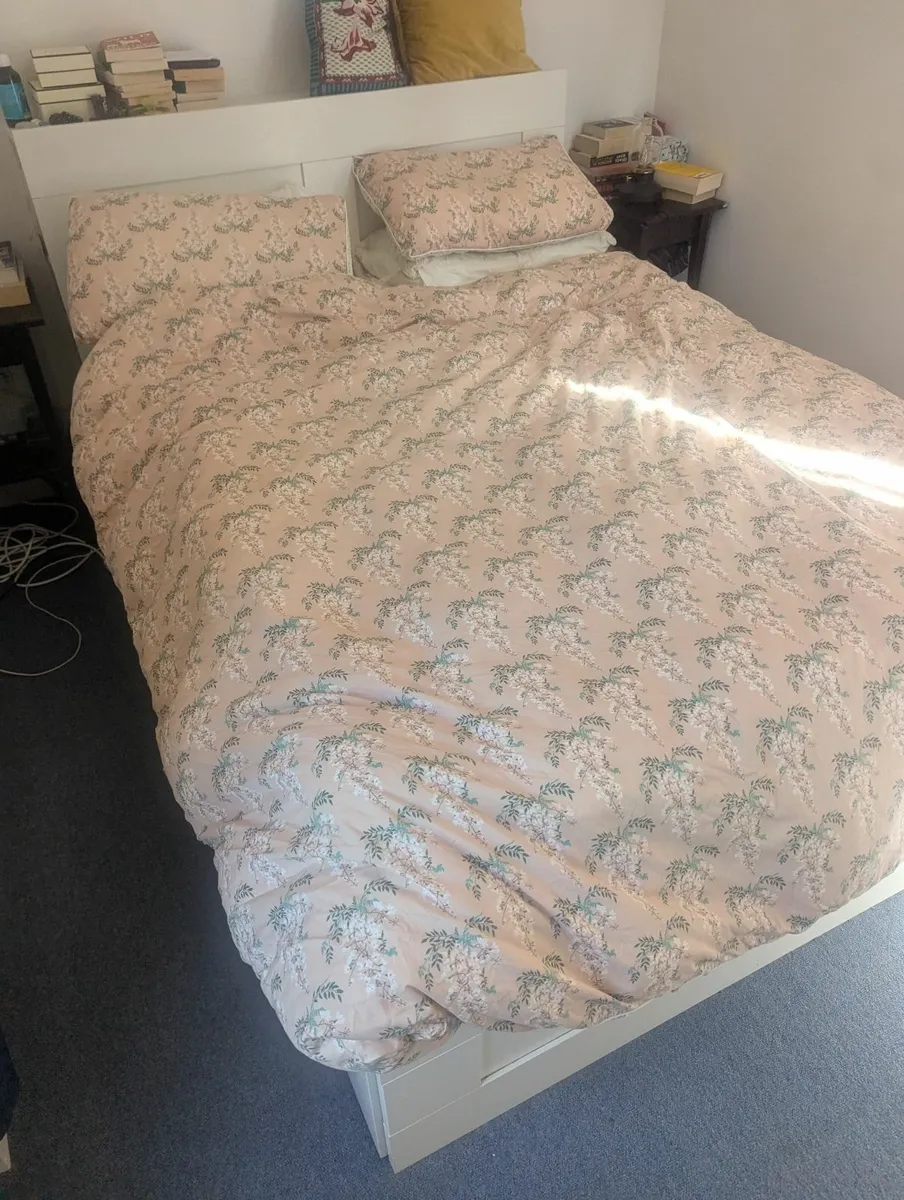 FRER king size bed w storage, headboard + mattres - Image 2
