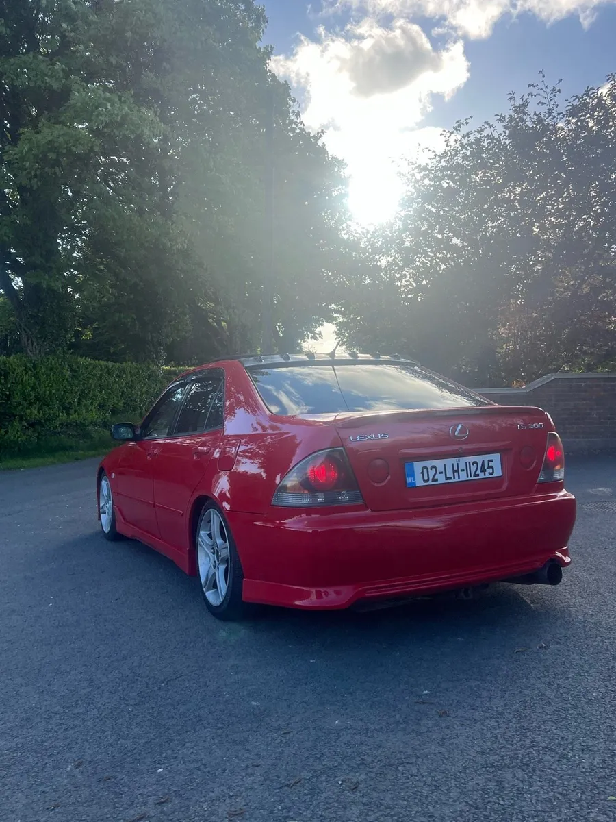 2002 lexus is - Image 3
