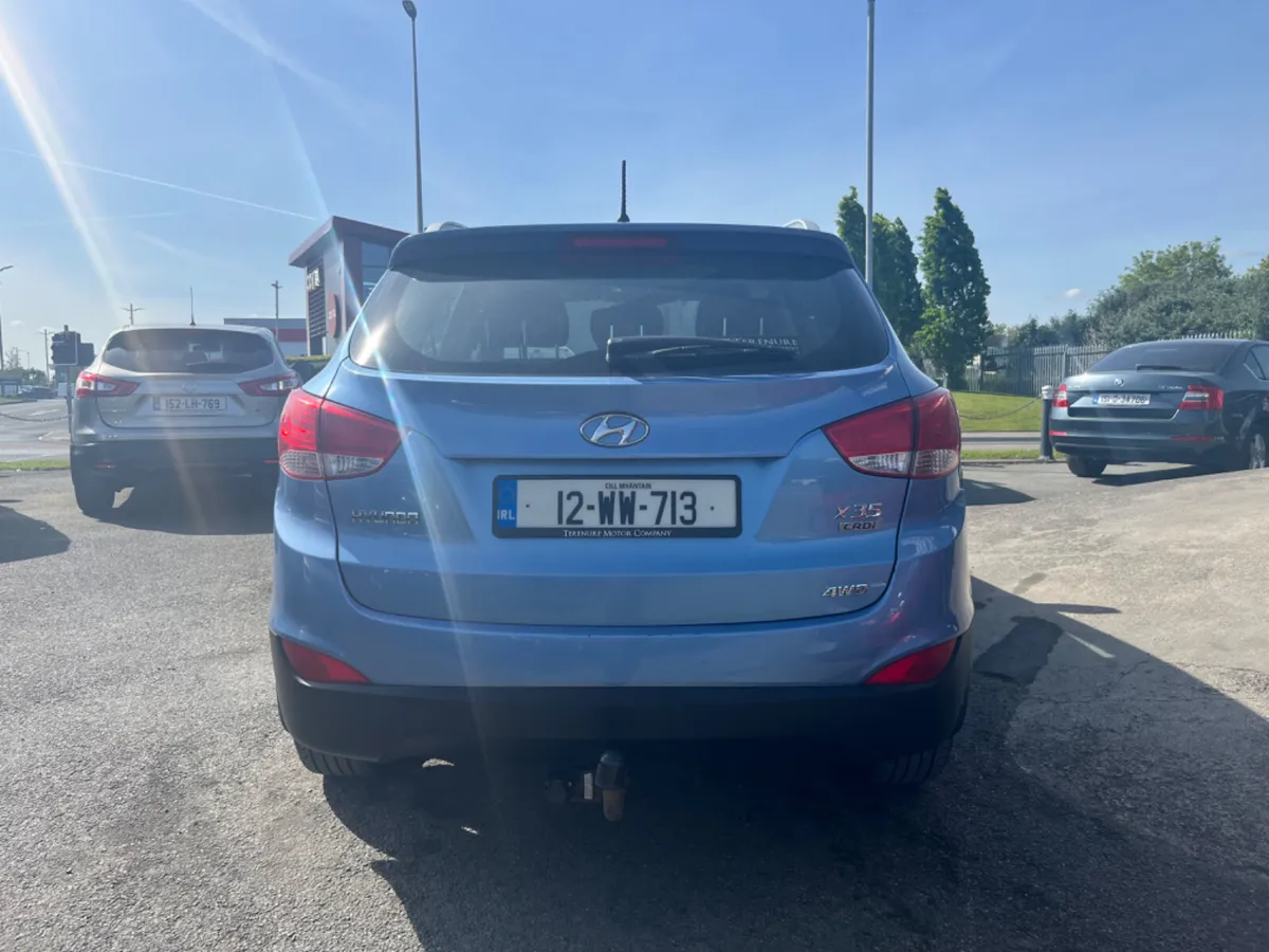 Hyundai ix35 2012 (4 wheel drive) - Image 2
