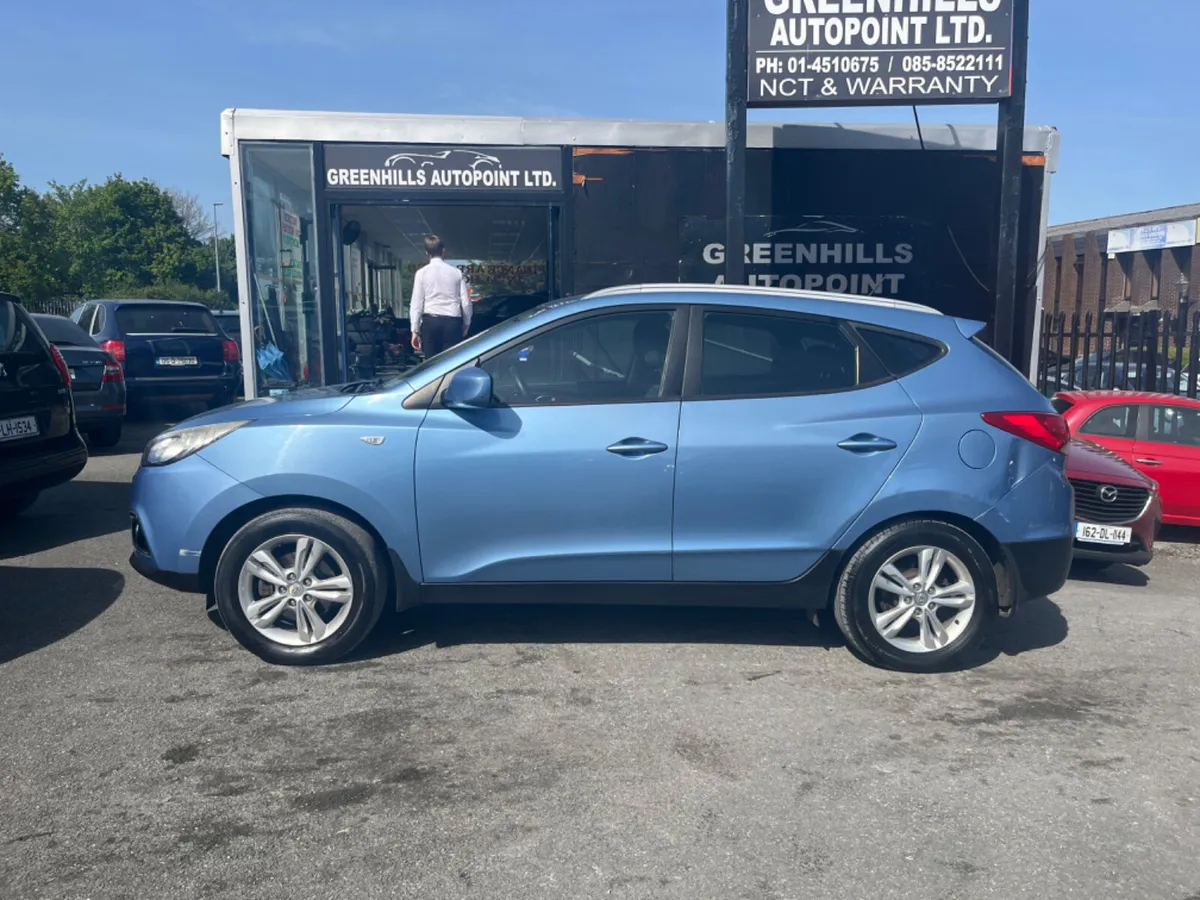 Hyundai ix35 2012 (4 wheel drive) - Image 1
