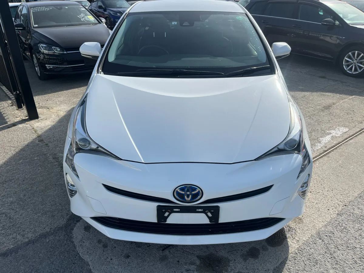TOYOTA PRIUS 2018, 1.8 HYBRID AUTO - Image 2