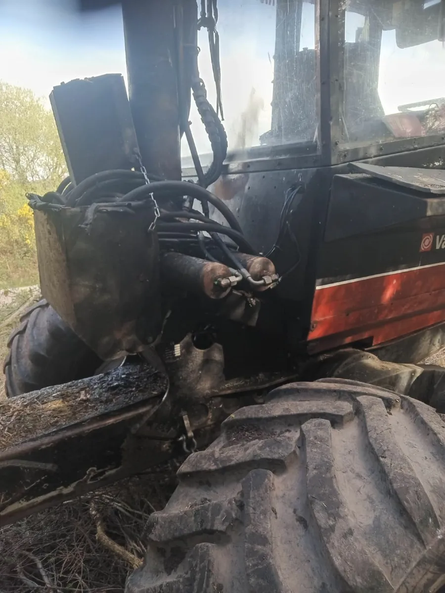 Timber forwarder - Image 2