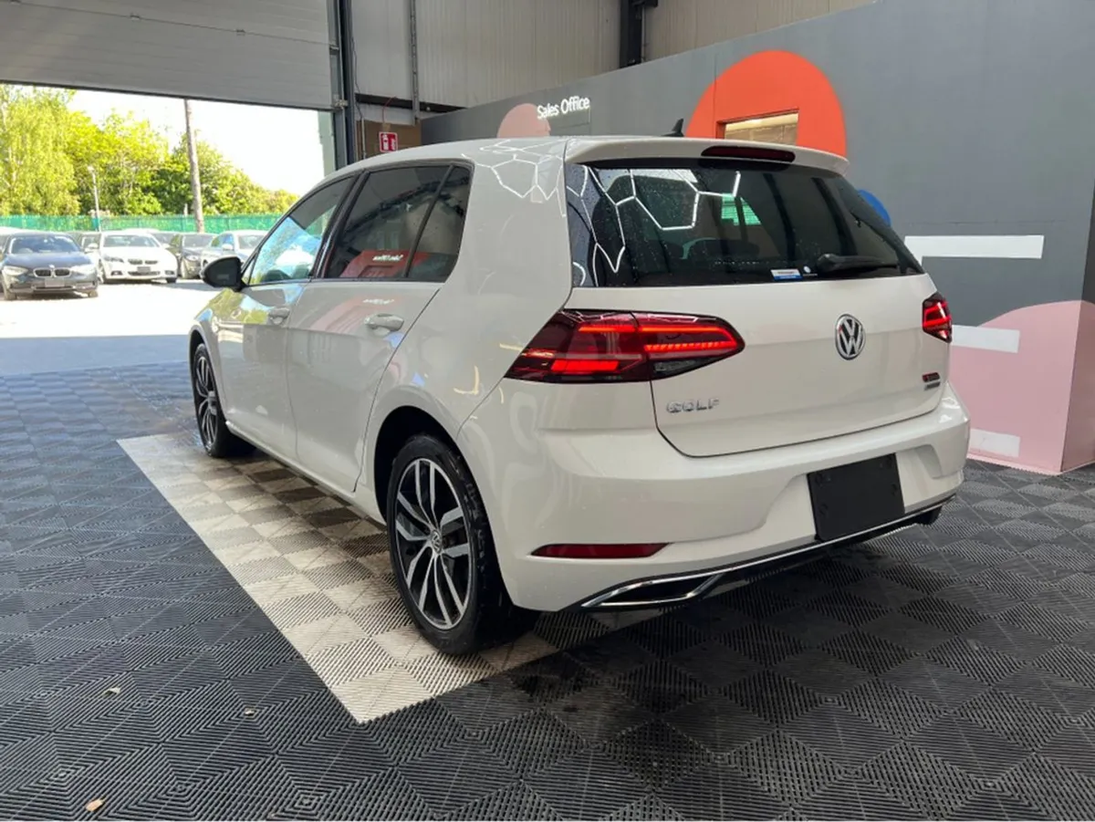 Volkswagen Golf Golf Automatic 1.4 TSI High Line - Image 4