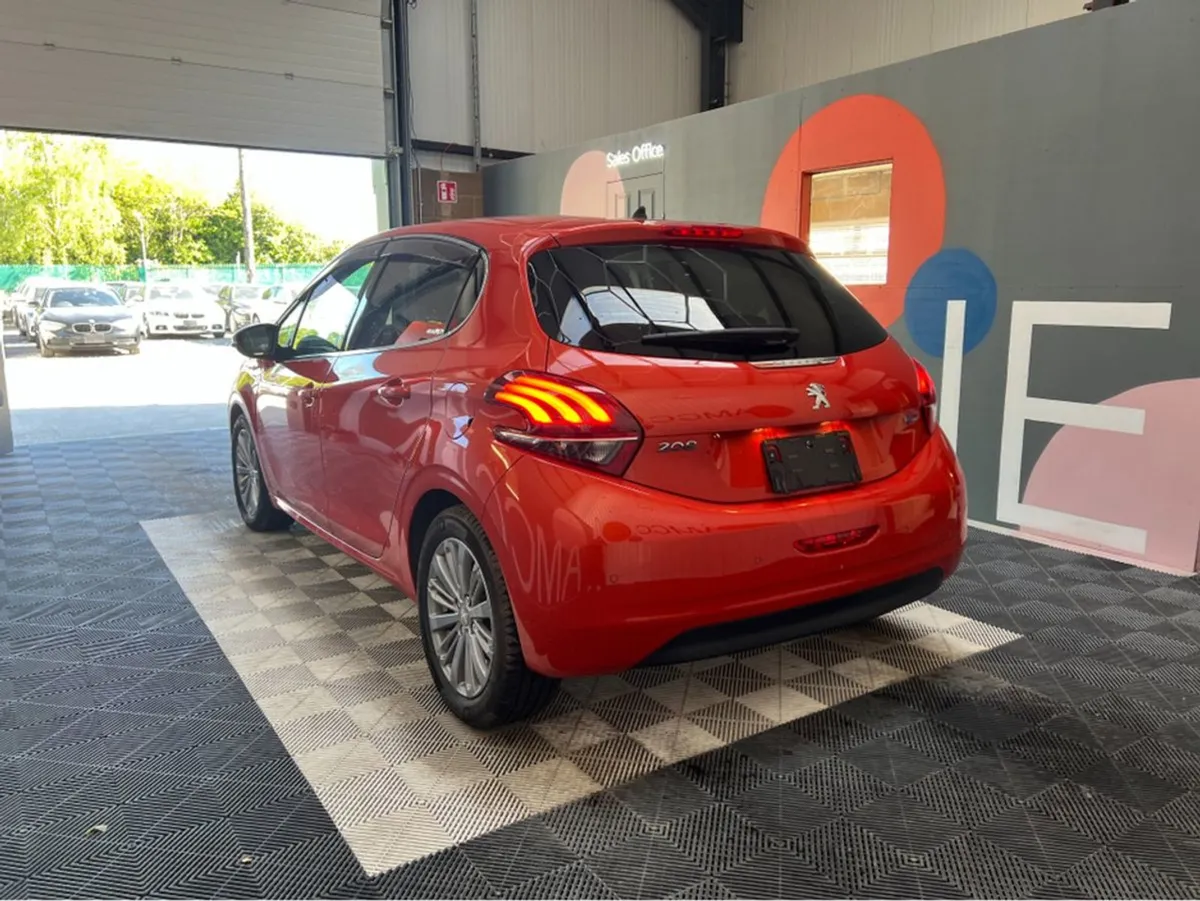 Peugeot 208 Only  9950 1.2 Petrol / 85k KMs / Par - Image 4