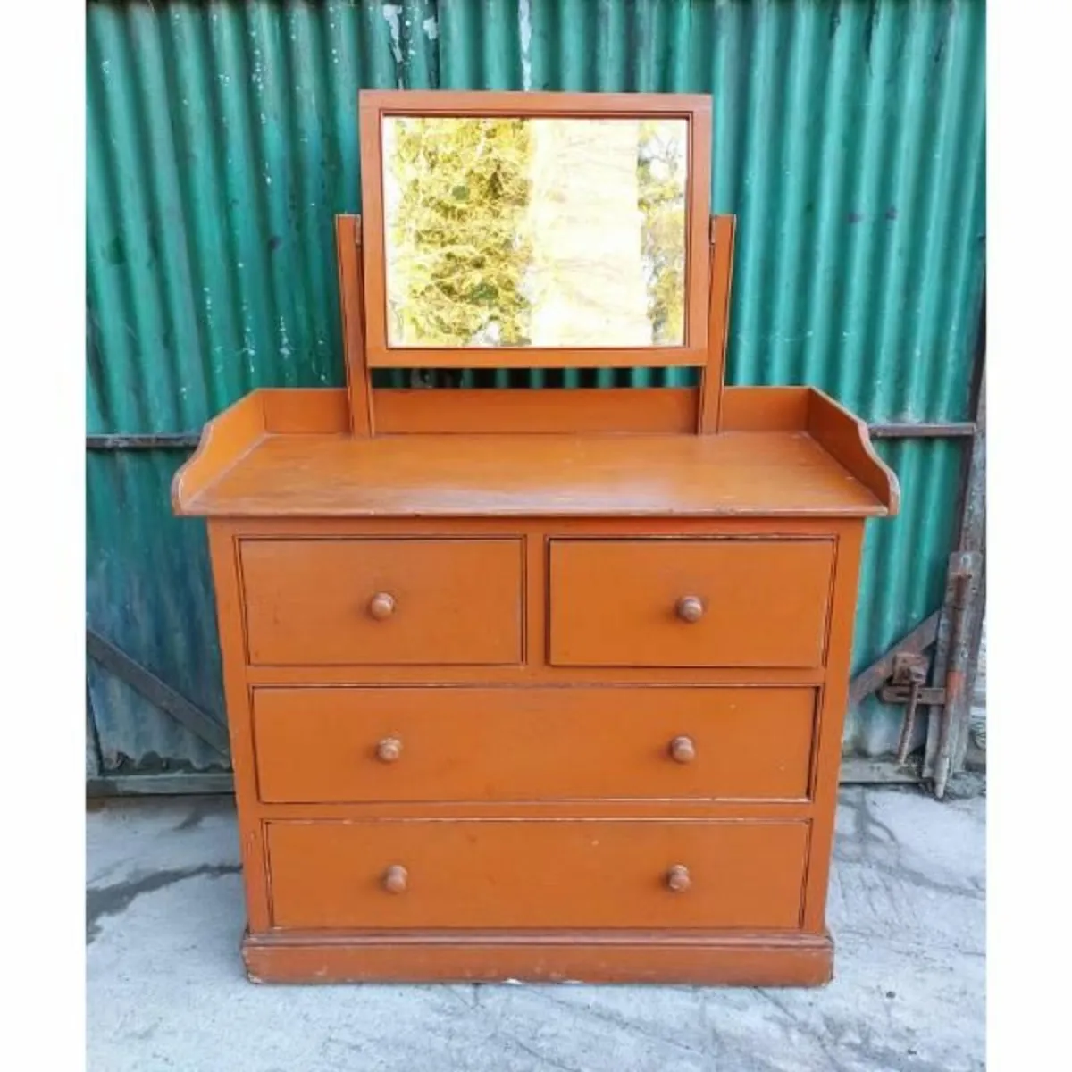 Dresser & Mirror by Millar & Beatty – KAS400 - Image 1