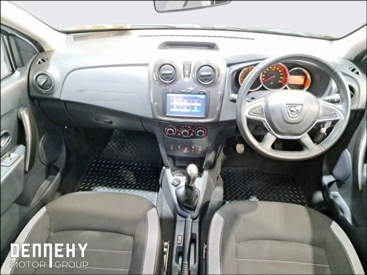 Dacia Logan Stepway Signature  45 P/wk - Image 2
