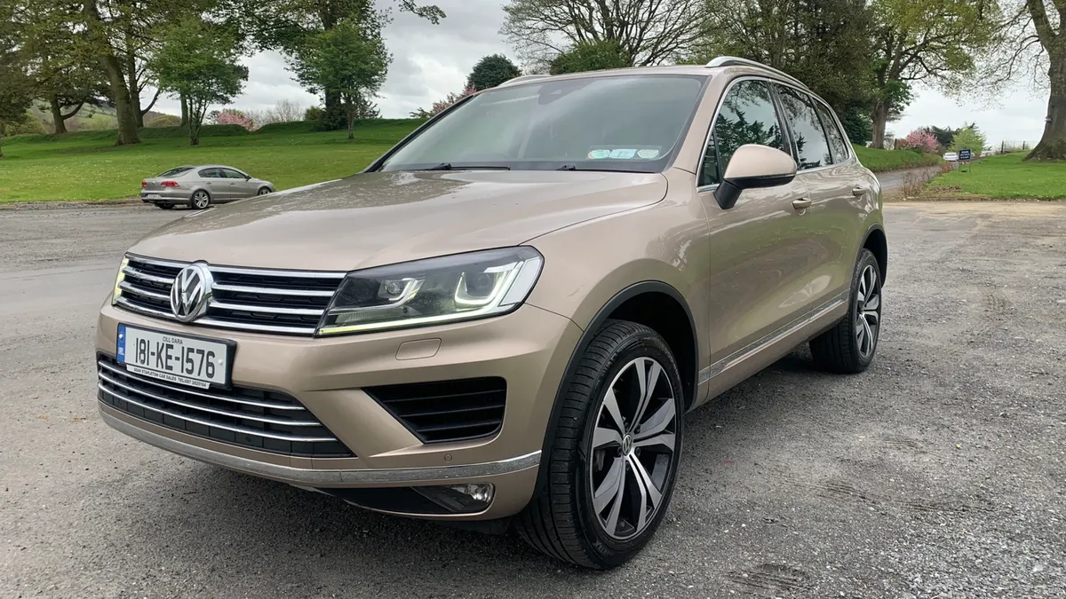 VOLKSWAGEN TOUAREG  CREW CAB 3.0 TDI - Image 2